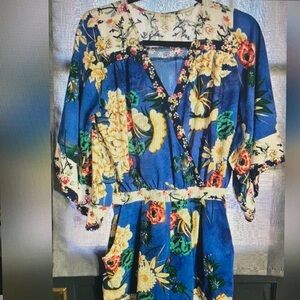 Floral bell sleeve romper